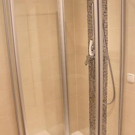 Poststrasse 2 - 30-09 * Ostseebad Kühlungsborn